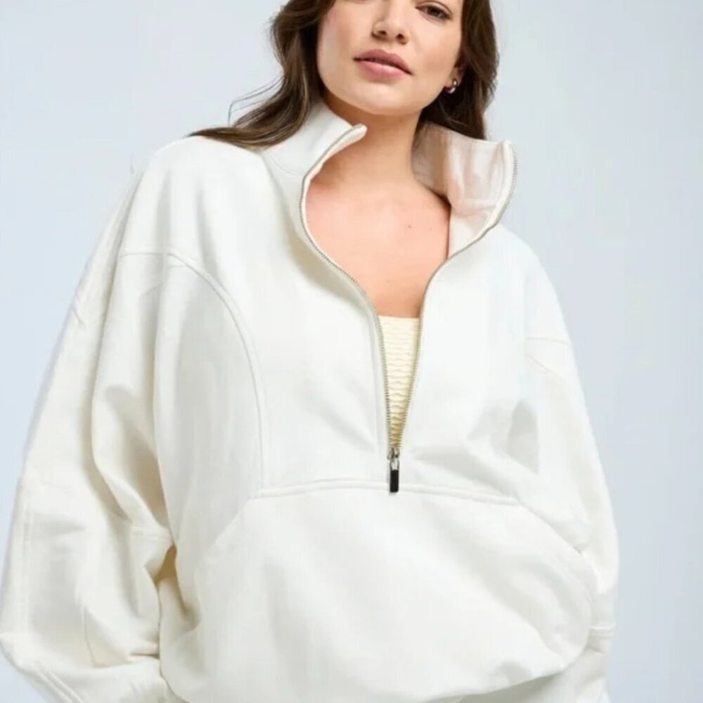 Booty by Brabants White/Ivory Half-Zip Pullover size S/M